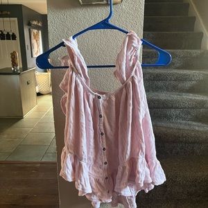 Cute flowy light pink tank top